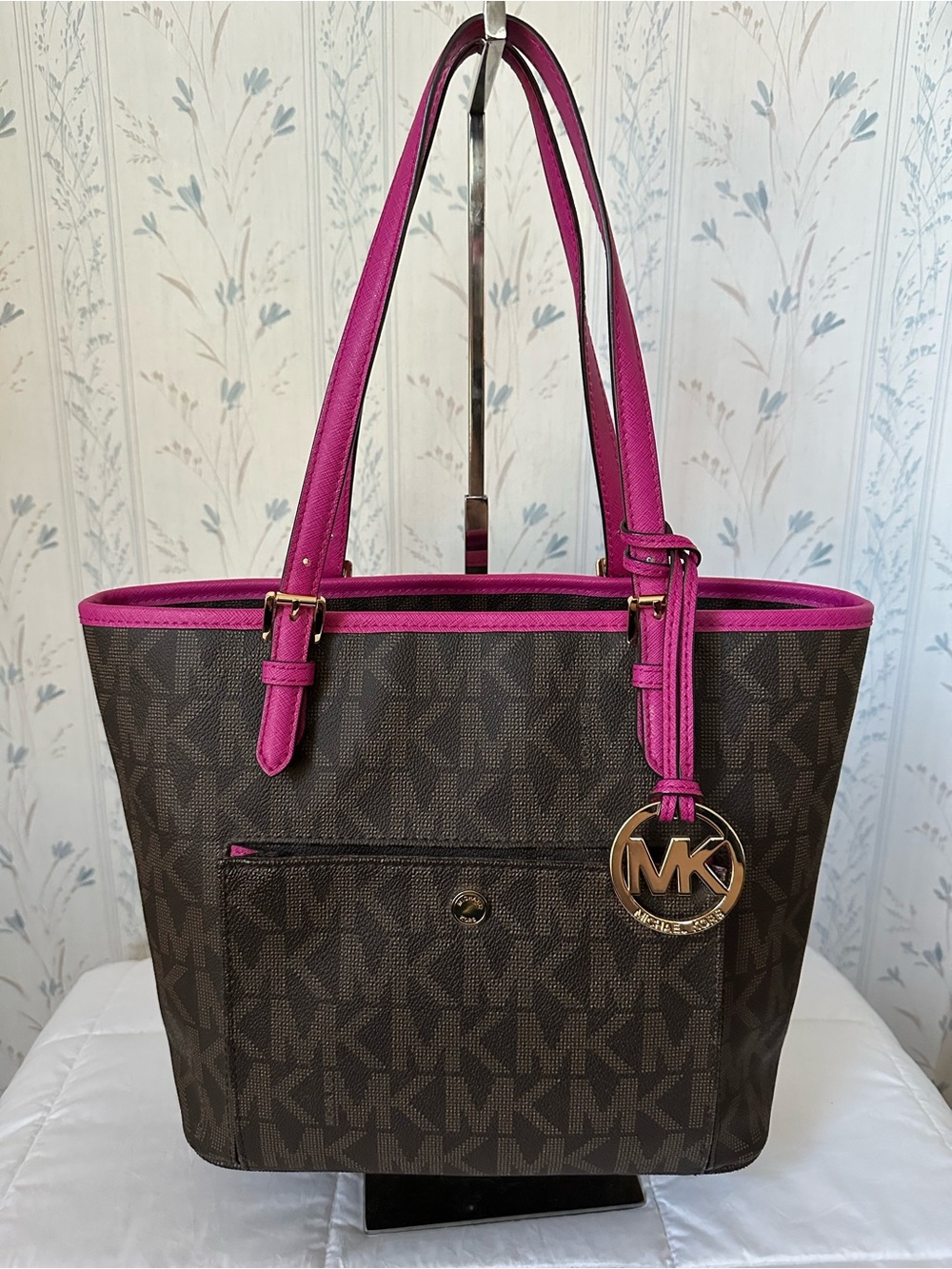 Michael Kors Brown & Fuchsia Jet Set Signature Tote
